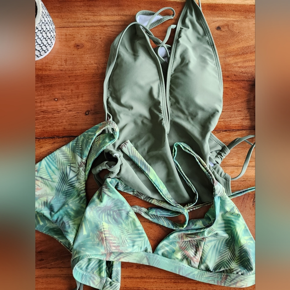 Bathing suit bundle